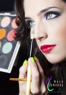 Maquillaje, make up, Mata & campaña Perruquers